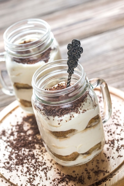 Tiramisu nos frascos de pedreiro