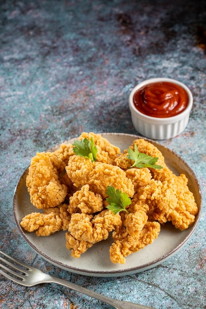 Tiras de frango empanadas Frango empanado