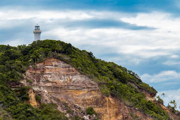 Tirolesa en el faro de Bahía