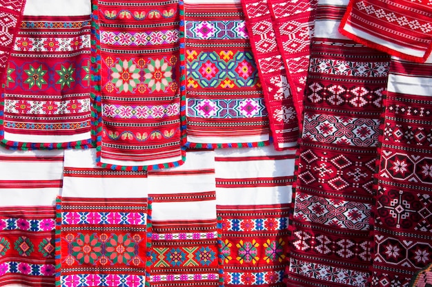 Toalhas bielorrussas bordadas Bordado Padrão nacional Ornamento eslavo em tecidos e toalhas