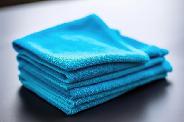 Toalla de algodón blanca, textil azul, tela limpia, textura de fondo para el hogar, tela plegada, material suave