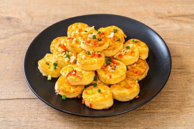 Tofu De Huevo Frito Suave Con Ajo