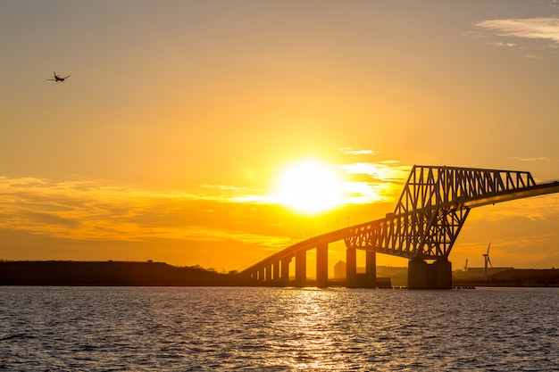 Tokyo Gate Bridge Sonnenuntergang