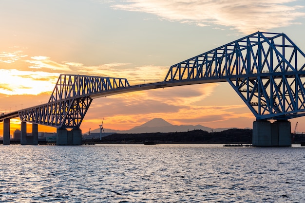 Foto tokyo gate bridge sonnenuntergang