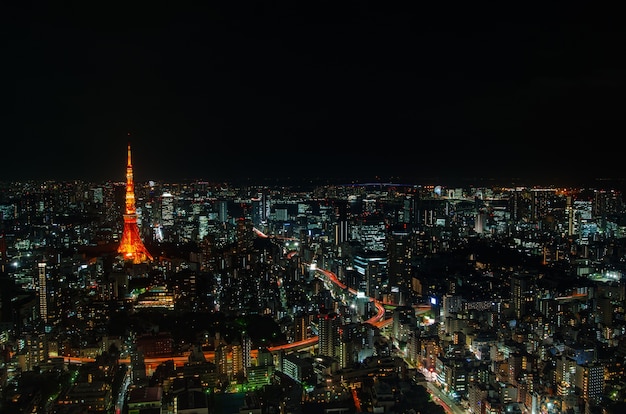 Tokyo, Japan - 19. Oktober 2016: Berühmter Markstein Tokyo-Turms in Tokyo