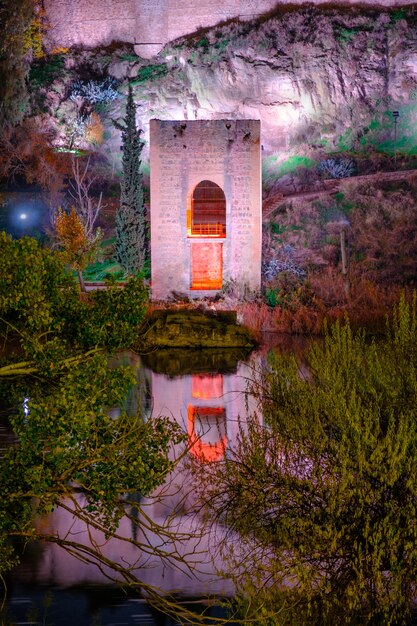 Toledo por la noche Nunca apague la luz.