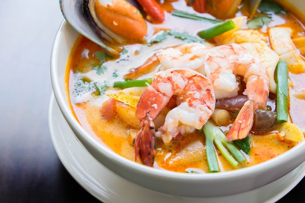 Entra en calor con esta deliciosa sopa de arroz y marisco 5 Merca2.es Consejos para una sopa de arroz y marisco perfecta