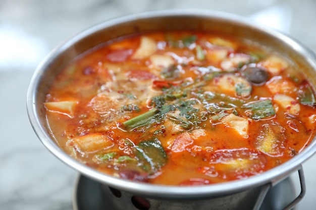 Tom Yum Goong Würzige Saure Suppe