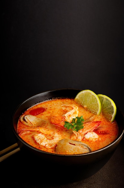 Tom Yum kung Sopa tailandesa picante