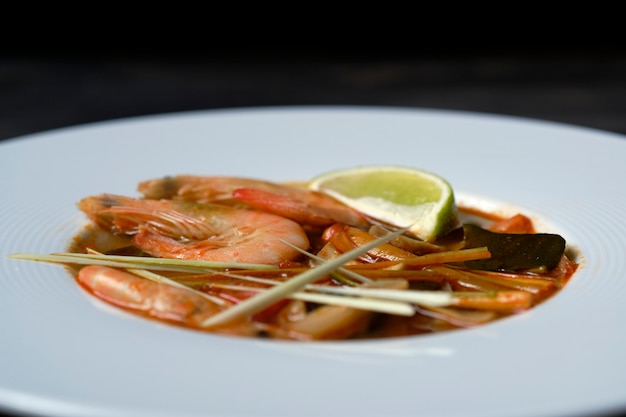 Tom yum thailändisches Suppenbestandteilgarnele Galangal-Zitronengras