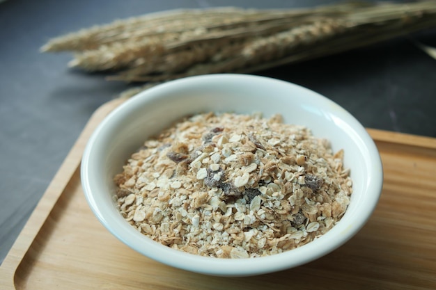 Toma de detalle de granola Musli en un tazón