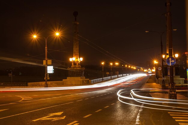 Toma nocturna del paseo marítimo de Donetsk