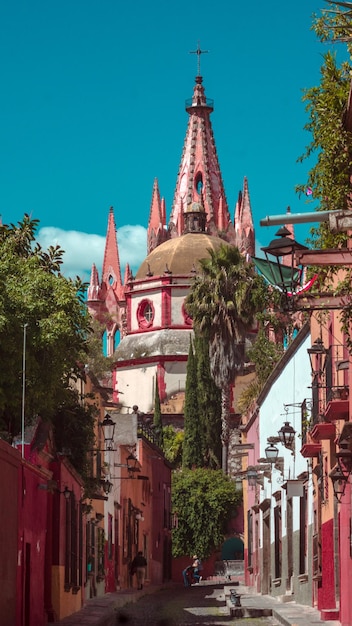 Una toma vertical de San Miguel de Allende, México