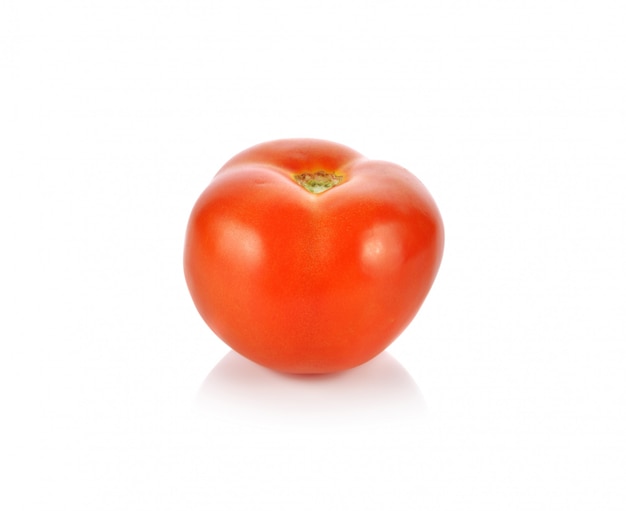 Tomate auf weißem Hintergrund