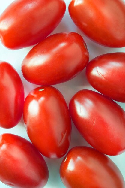 Tomate cereja fresco