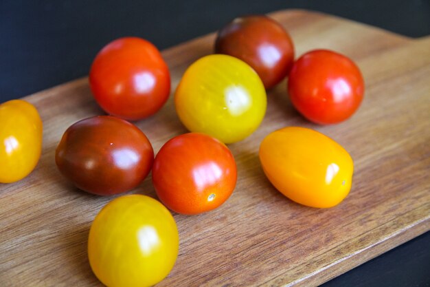 Tomate coquetel colorido