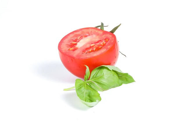 Tomate e manjericão