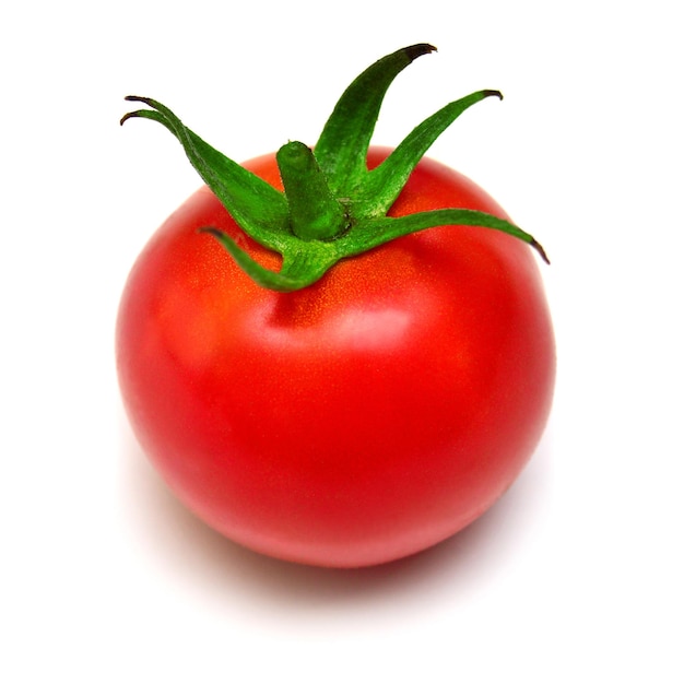 Tomate ganz lokalisiert auf weißem Hintergrund. Leckeres und gesundes Essen. Flache Lage, Ansicht von oben