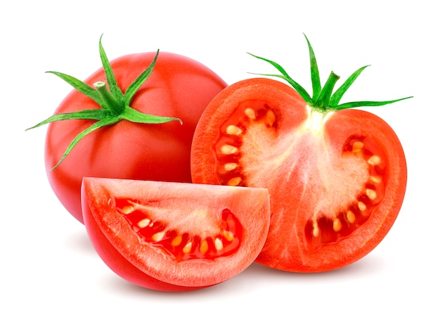 Tomate isolado em branco
