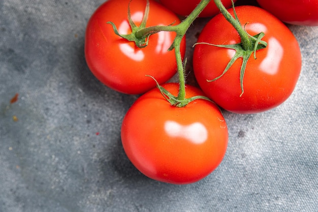 tomate reife rote frucht frischer snack gesunde mahlzeit essen snack diät auf dem tisch kopierraum essen