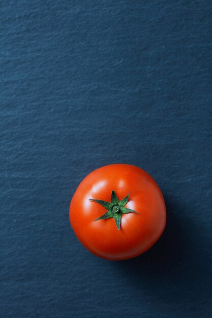 tomate rojo fresco