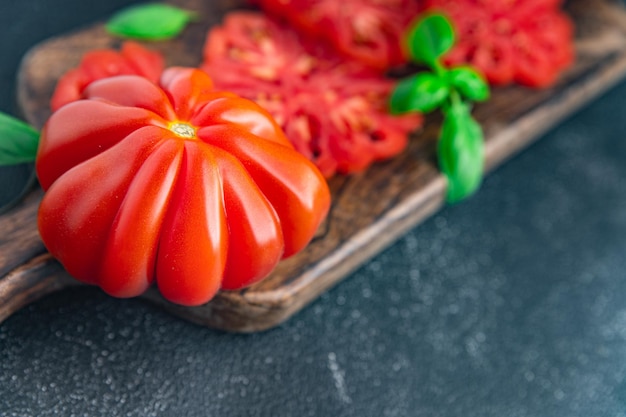 tomate rot obst gemüse frisch gesund mahlzeit essen snack auf dem tisch kopieren raum essen hintergrund