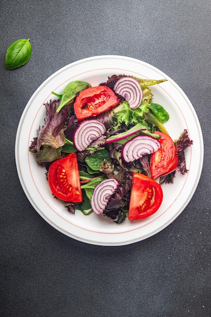 tomate salada vegetal refeição saudável comida lanche dieta na mesa cópia espaço comida fundo rústico