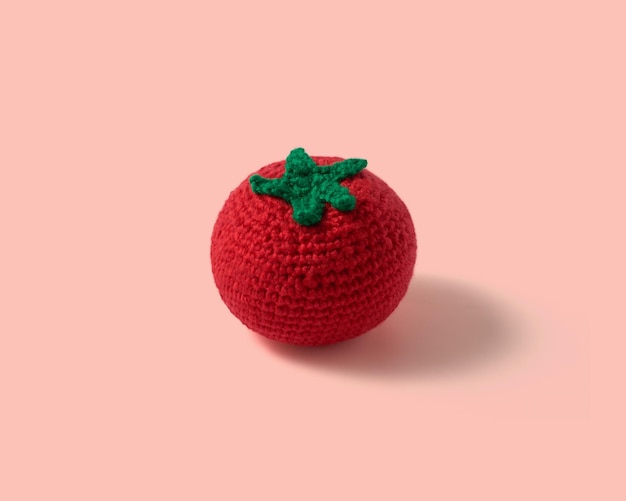 Tomate tejido con lana de colores hecho a mano en crochet Tomate Amigurumi