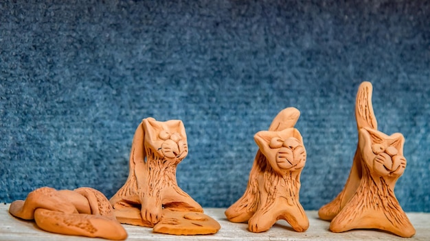 Tonfiguren Töpferwerkstatt Katzen