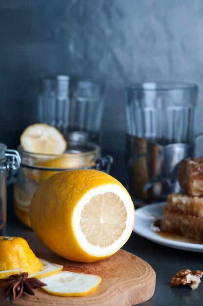 Tónico de miel, limón y jengibre.