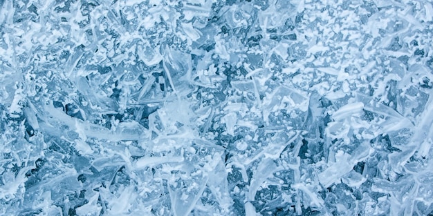 Tons de azul profundo criam um ambiente etéreo neste fundo abstrato de gelo