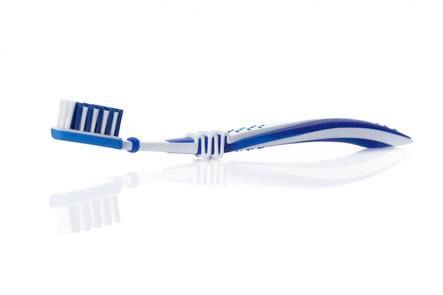 Foto toothbrush isolado no branco