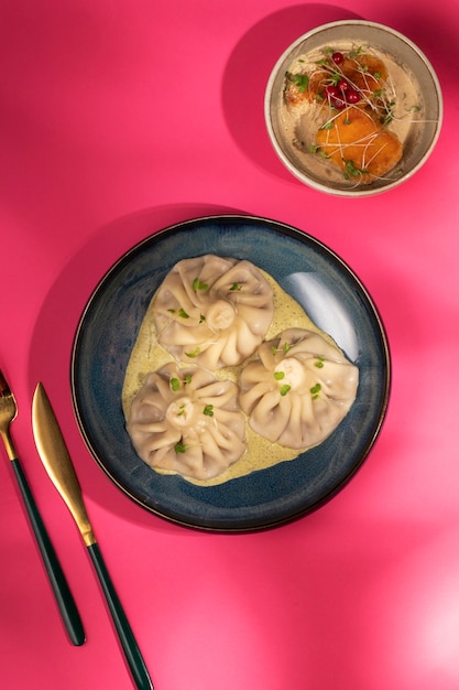 Foto top-view köstliches essen auf dem tisch stillleben