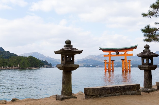 Torii des Itsukushima-Schreins