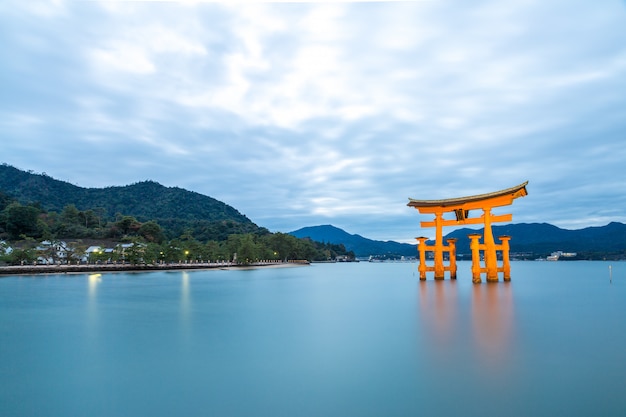 Torii flotante Miyajima Hiroshima