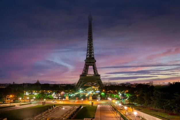 Torre Eiffel e fontes