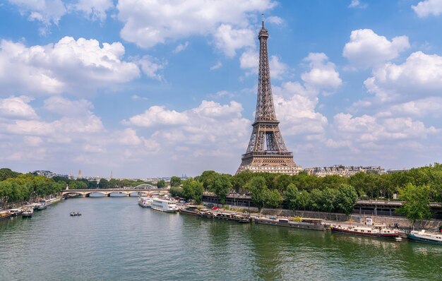 Torre Eiffel Paris France