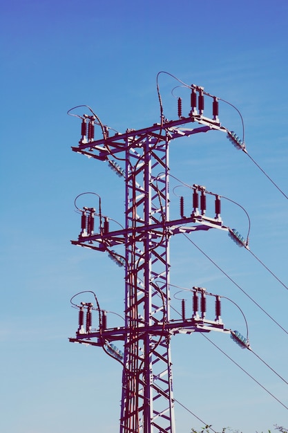 Torre de electricidad, alta tensión, torre de transmisión