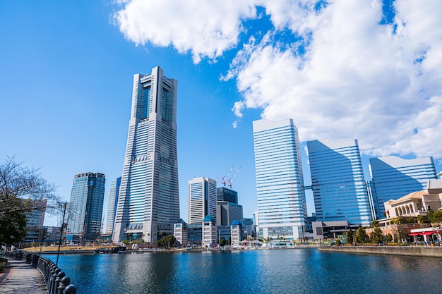 Torre emblemática de yokohama minatomirai