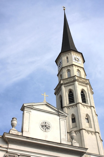 Torre de la Iglesia de San Miguel en Michaelerplatz Viena Austria