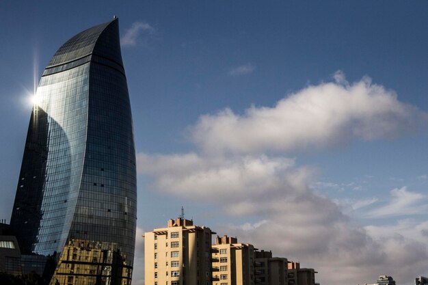 Torre de llamas en Bakú Azerbaiyán