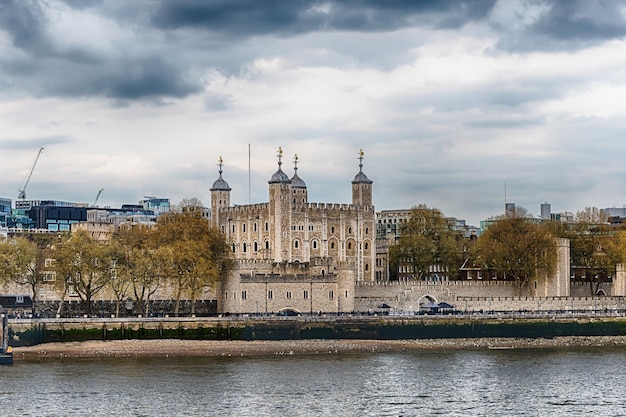 Torre de Londres icónico Palacio Real y Fortaleza Inglaterra Reino Unido