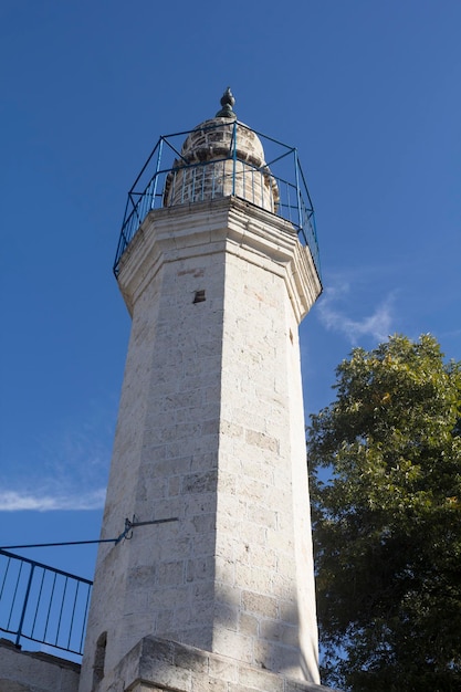 Torre perto da fonte de Santa Maria em Jerusalém