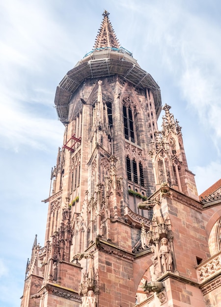 Torre del reloj de la catedral de la catedral de Friburgo