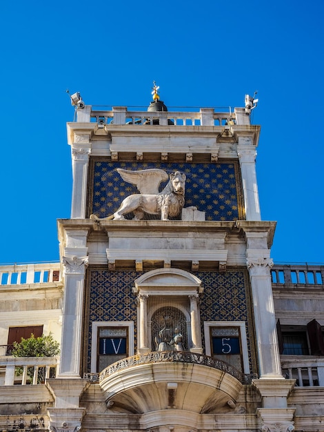 Torre del reloj HDR St Mark en Venecia