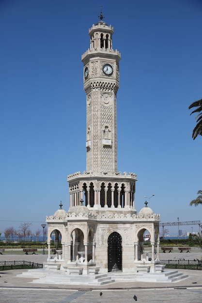 Torre del reloj de Izmir en Izmir Turquía