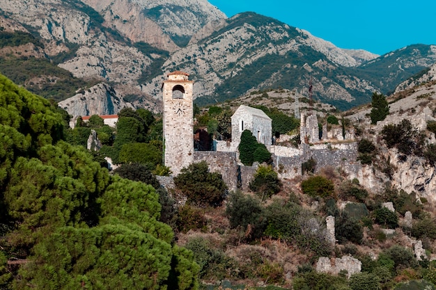 Torre del reloj en Stari Grad (Ciudad Vieja), Bar, Montenegro