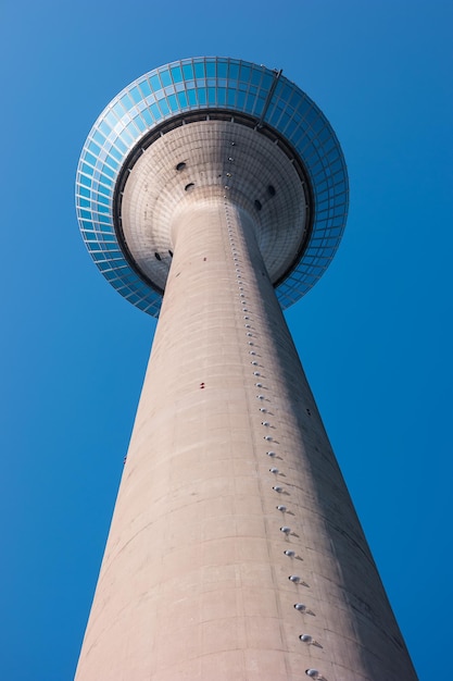 Torre del Rin en Düsseldorf