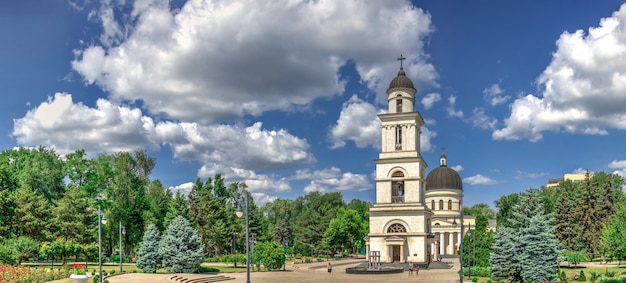 Torre sineira em Chisinau, Moldávia