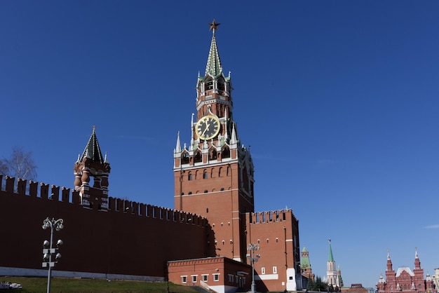 Torre Spasskaya do Kremlin de Moscou